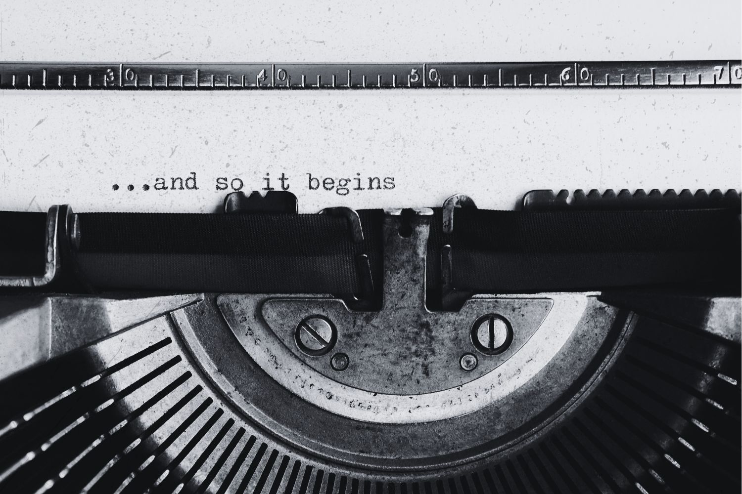 Alessandro Vecchi Hero Image Typewriter Machine